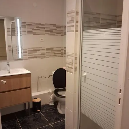 Grand T3 Clim Terrasse Centre-ville Apartment