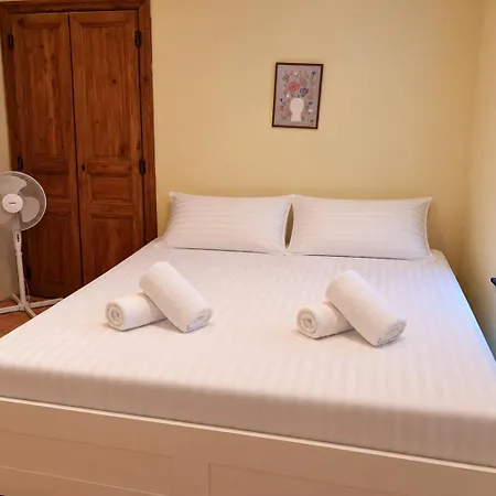 Grand T3 - Clim - Wi-fi - Terrasse - Centre-ville *