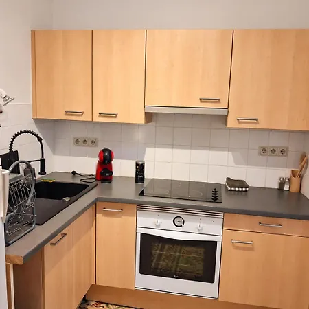 Grand T3 - Clim - Wi-fi - Terrasse - Centre-ville Appartamento Agde